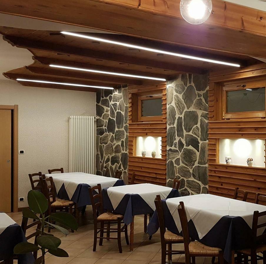شقة Casa Miramonti Perosa Argentina المظهر الخارجي الصورة